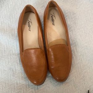 Soft leather slip on shoes, well made and high end.